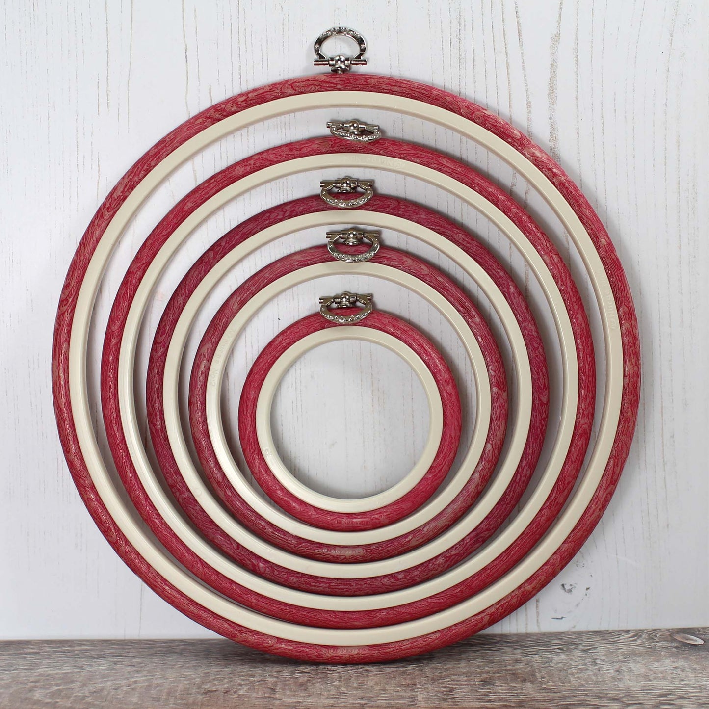 Nurge Red Round Flexi Hoops