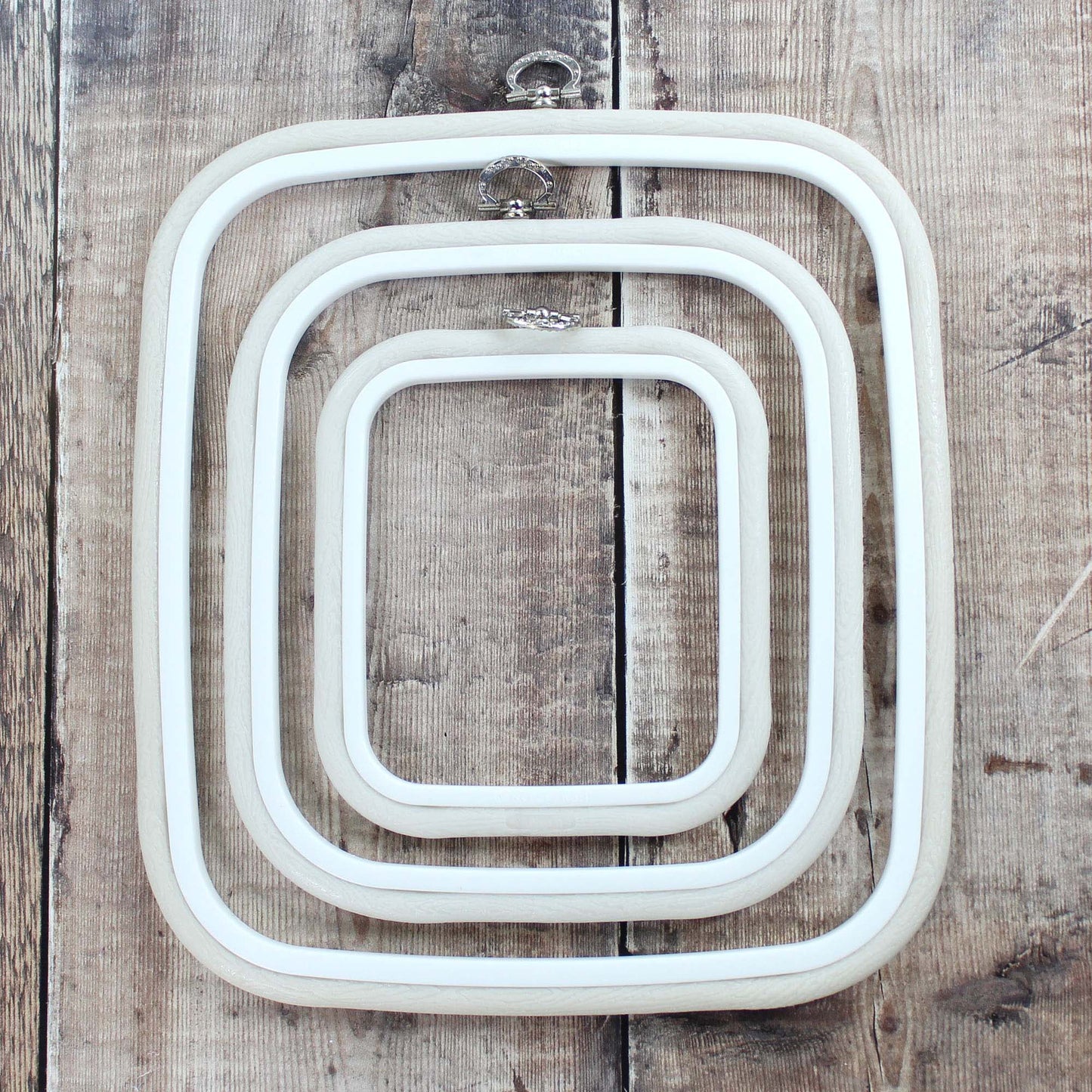 Nurge White Square Flexi Hoops