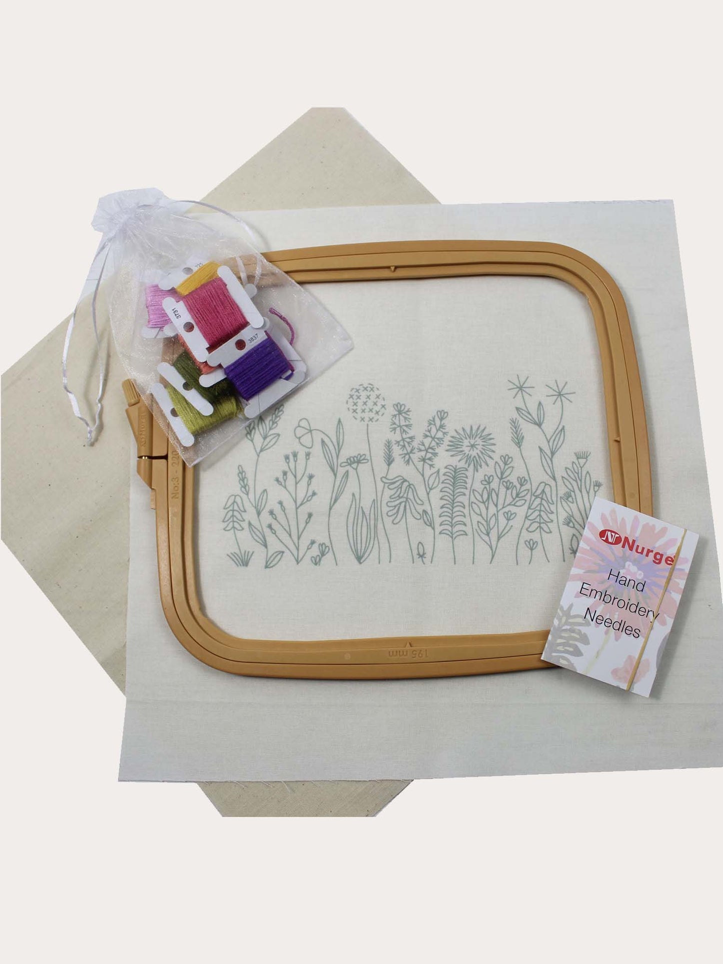 Nurge Meadow Flowers Embroidery Kit